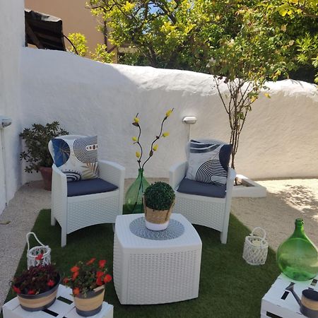Casa Vacanze Con Giardino I Girasoli - Cin It 09006 - 9 C 2000 R4042- Sorso Bagian luar foto