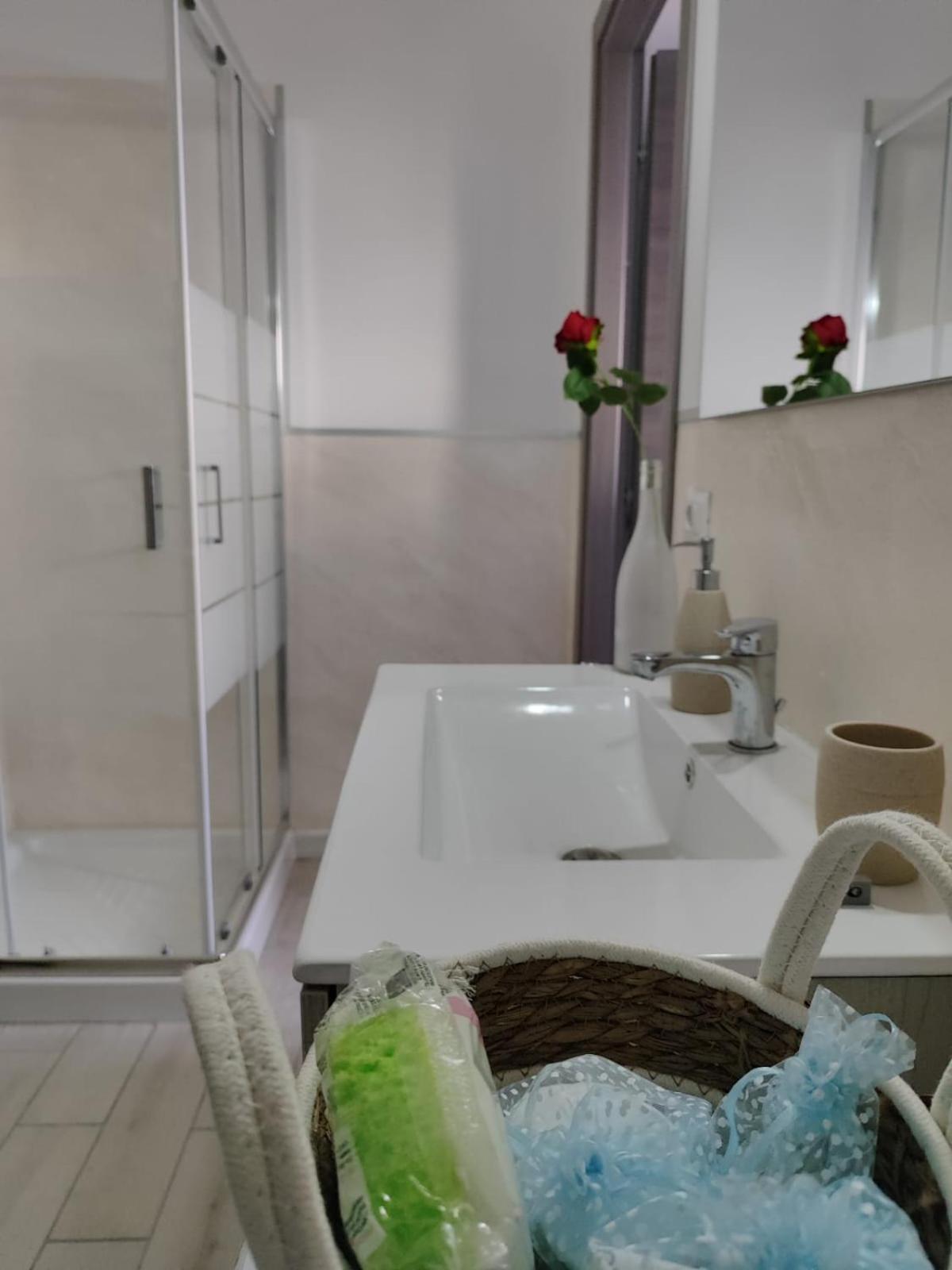 Casa Vacanze Con Giardino I Girasoli - Cin It 09006 - 9 C 2000 R4042- Sorso Bagian luar foto