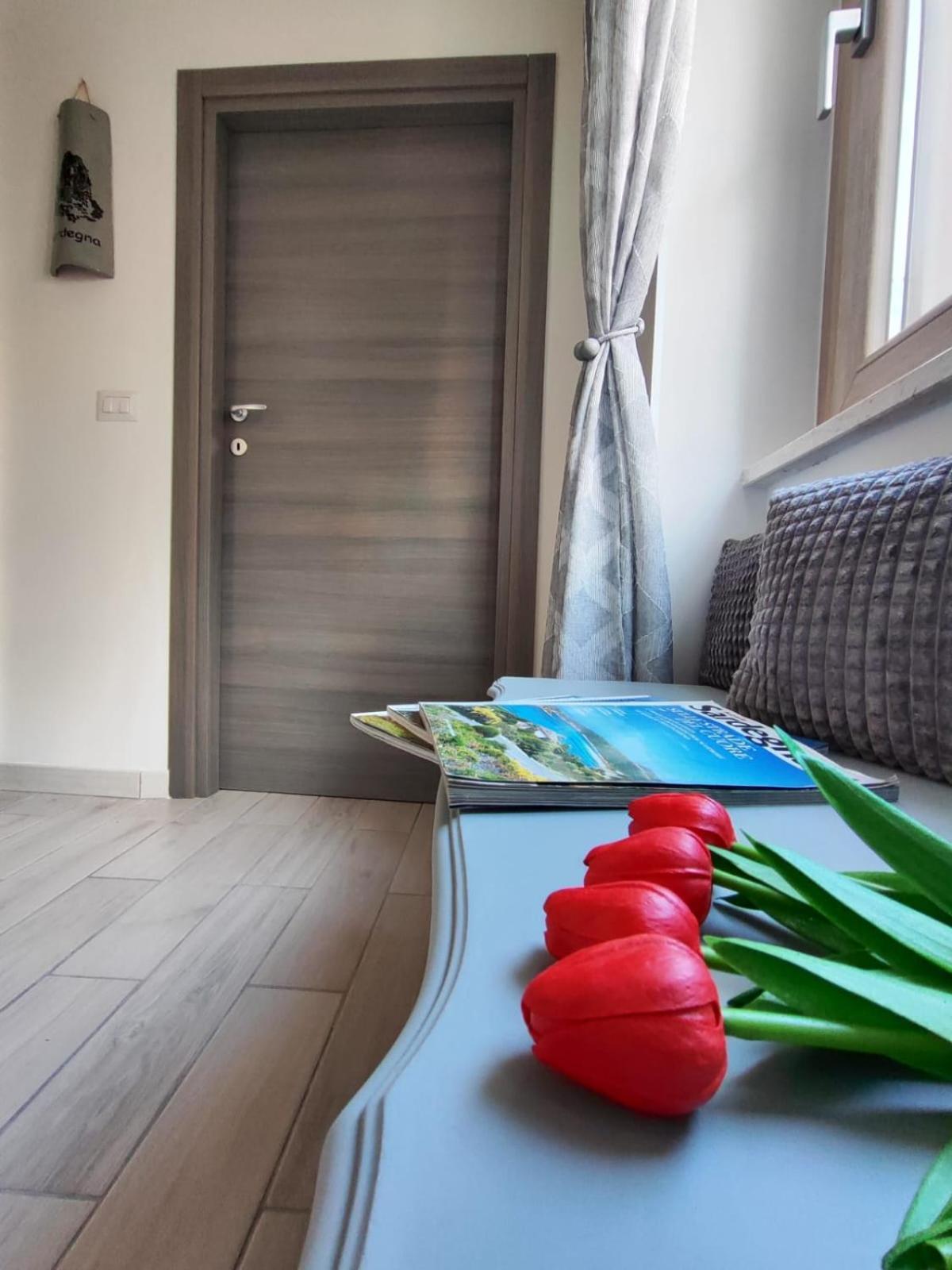 Casa Vacanze Con Giardino I Girasoli - Cin It 09006 - 9 C 2000 R4042- Sorso Bagian luar foto