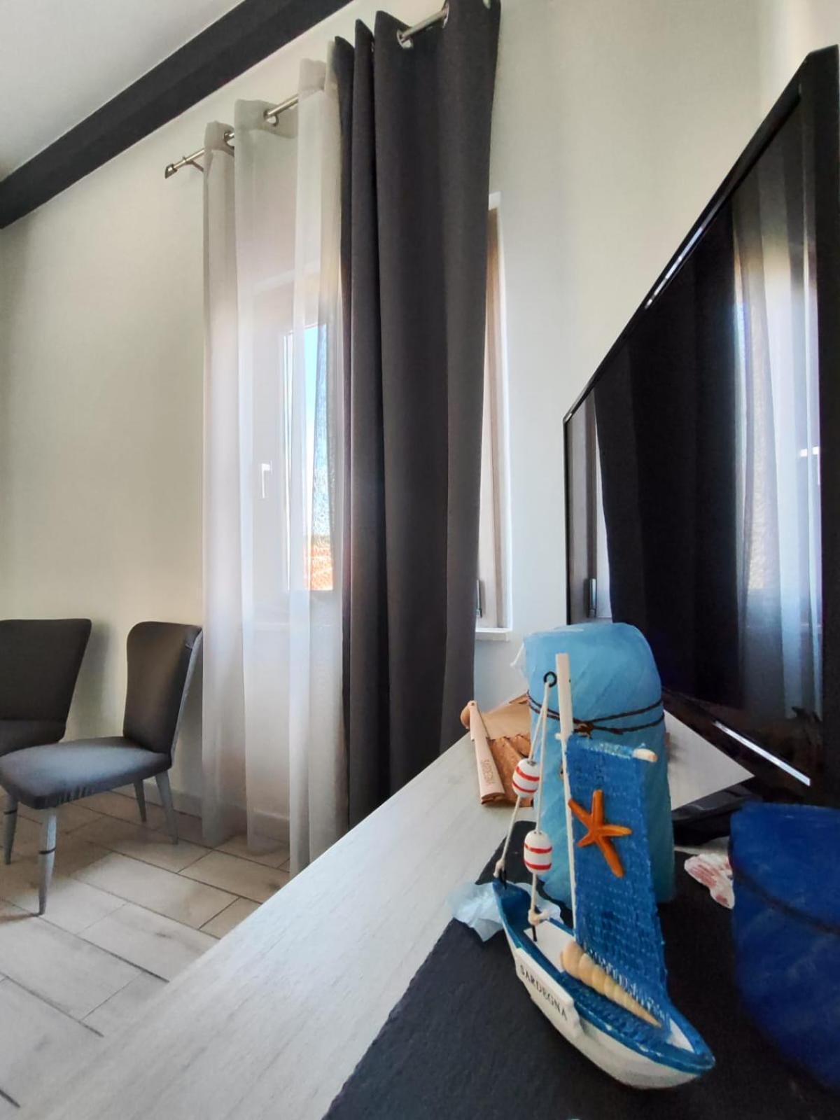 Casa Vacanze Con Giardino I Girasoli - Cin It 09006 - 9 C 2000 R4042- Sorso Bagian luar foto
