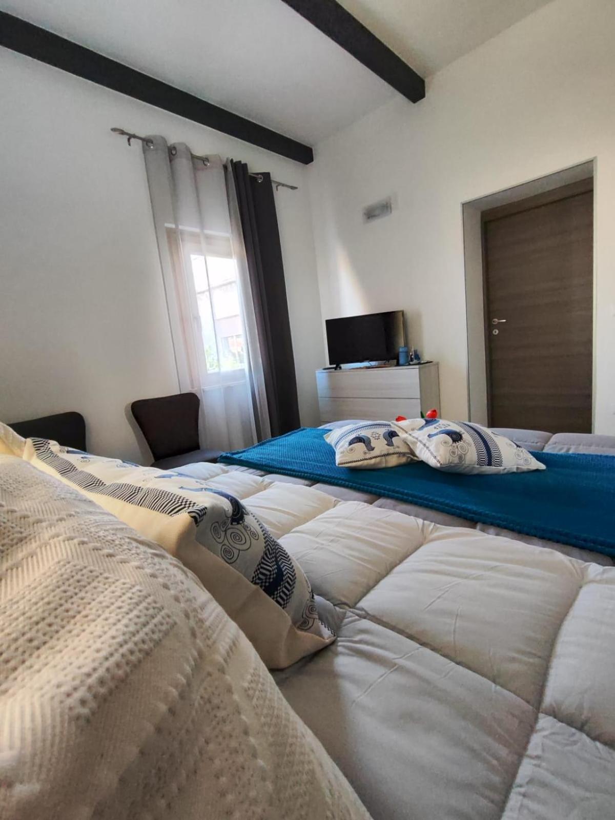 Casa Vacanze Con Giardino I Girasoli - Cin It 09006 - 9 C 2000 R4042- Sorso Bagian luar foto