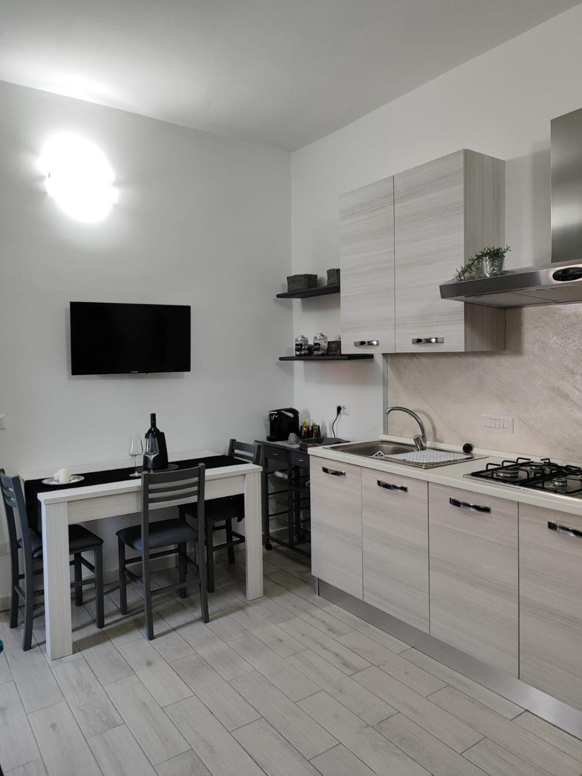 Casa Vacanze Con Giardino I Girasoli - Cin It 09006 - 9 C 2000 R4042- Sorso Bagian luar foto