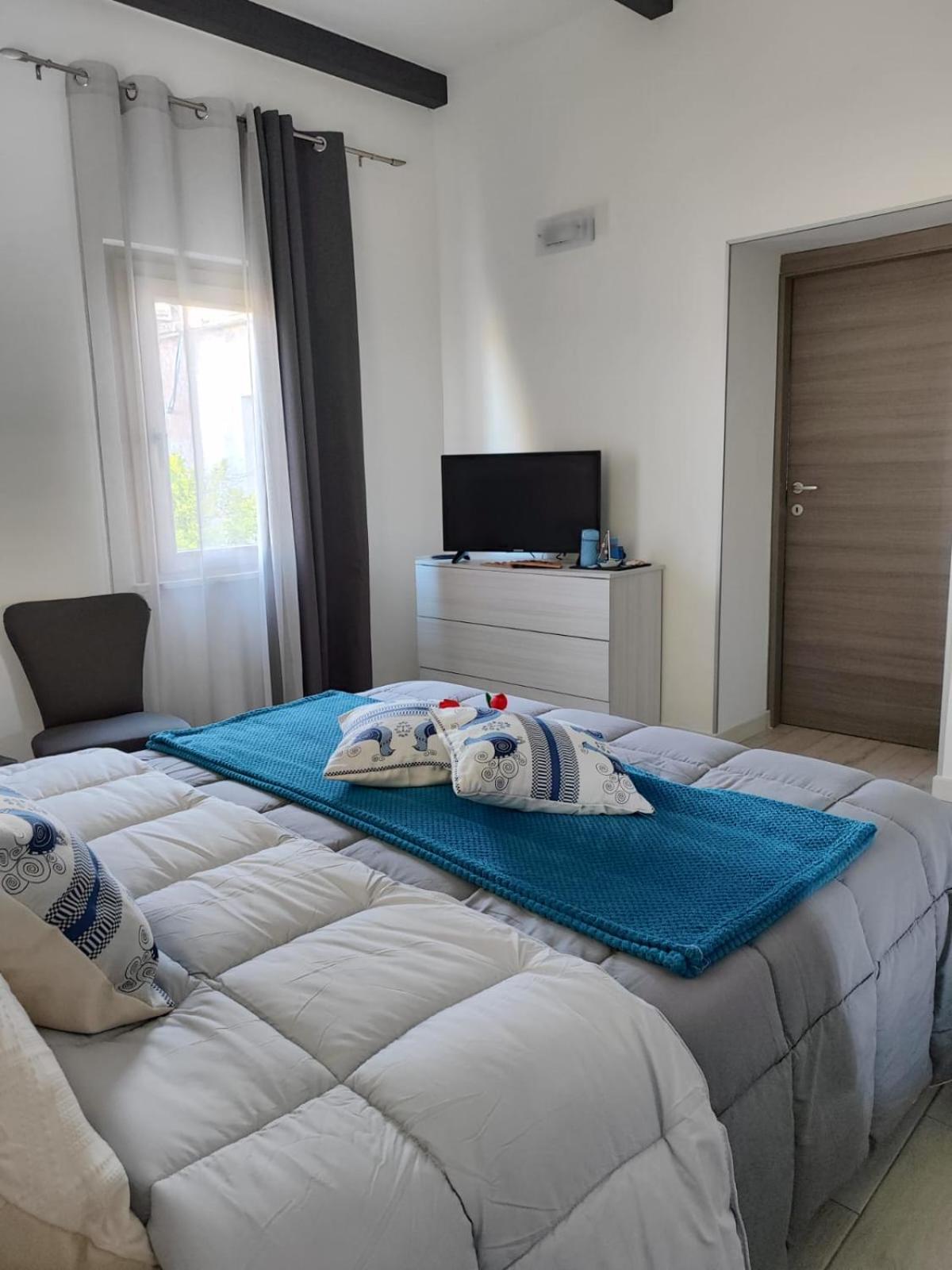 Casa Vacanze Con Giardino I Girasoli - Cin It 09006 - 9 C 2000 R4042- Sorso Bagian luar foto
